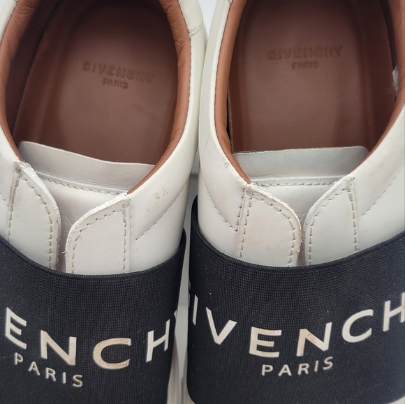 AUTHENTIC GIVENCHY WOMEN'S LOGO SNEAKERS SIZE 36.5 - Picture 3 of 10